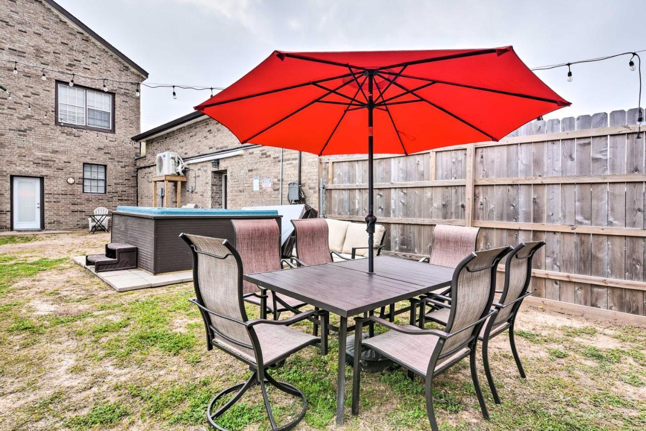 Cozy Galveston Apartment - Walk To Beach And Dining מראה חיצוני תמונה